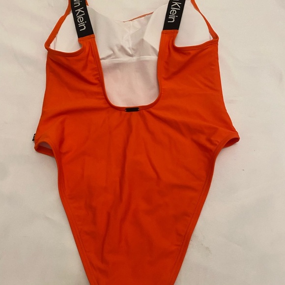 Calvin Klein Women's Classic Over The Shoulder one piece swimsuit Size S/P/P - Picture 6 of 14